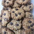 El cooksnap de cristinarecetas cuando hizo Cookies de avena y coco sin manteca con chips.