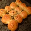 Cooksnap dari Niken Damayanti untuk resep Hotdog Garlic Buns (Tanpa Ulen)