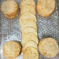 Sangita Vyas's cooksnap of when they made મૈંદા ની ફરસી પુરી.