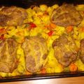 Cooksnap από Nikos Galanos στη συνταγή Χοιρινές μπριζόλες με πατάτες στο φούρνο