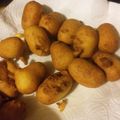 StephieCanCook's cooksnap of when they made Hand Dipped Corndogs.