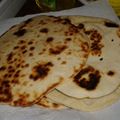 El cooksnap de jasmin estefi cuando hizo Pan pita al sartén.