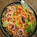 Sudha Agrawal का कुकस्नैप जब उन्होंने स्पाइसी  तवा पुलाव (Spicy tava pulao recipe in hindi) बनाया था।