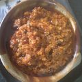 Rekha Pandey का कुकस्नैप जब उन्होंने लहसुन और लाल मिर्च की चटनी (Lahsun Aur lal mirch ki chutney recipe in hindi) बनाया था।