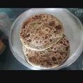 Rakhi Gupta का कुकस्नैप जब उन्होंने मटर के पराठे (mater ke parathe recipe in hindi) बनाया था।