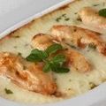 صورة من هاويه طبخ، شاركها بعد تجربة وصفة صدور آلدجاج بصلصة آللبن ؛، 🍶🐓