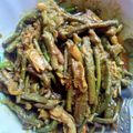 Asma Akter Tuli's cooksnap of when they made কচুর লতি.