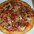 Amber Fawad's cooksnap of when they made Chicken tikka pizzA.
