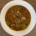 El cooksnap de Desirée Raposo de Oliveira cuando hizo Minestrone de lentejas y quinoa.🥒🥕🧄🍛.