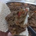El cooksnap de carlimar25 cuando hizo Bondiola a la cerveza desmenuzada (desmechada).