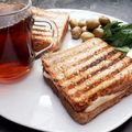 صورة من وصفات أم أنس، شاركها بعد تجربة وصفة سندويشات فطور المدرسة للاطفال 🥪
