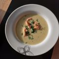 Cooksnap anzayasa z czasów, kiedy przygotował Zupa cukiniowa z łososiem.