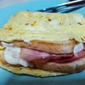 El cooksnap de Menci está cocinando cuando hizo Sándwich envuelto en tortilla relleno de bacon y queso.