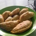 Cooksnap dari Lili Saras untuk resep Pastel enak rumahan (isi wortel, kentang, ayam/daging cincang)