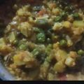 Sona Prajapati's cooksnap of when they made કુકર ભાજી... (ઓછા તેલ માં).