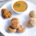 Seema Raghav का कुकस्नैप जब उन्होंने दाल बाटी (Dal Bati recipe in Hindi) बनाया था।
