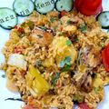 Farzana Memon 's cooksnap of when they made Yummy chicken pulao with salad, homemade raita,achar, and kheer.