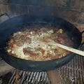El cooksnap de Hugo Roggio cuando hizo Bondiola al disco con cerveza negra.