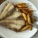 El cooksnap de @tesa.cuina cuando hizo Gallo frito sobre cama de patatas y ajo con aros de cebolla🍤🍤.