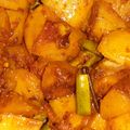  Chef Richa pathak. का कुकस्नैप जब उन्होंने आलू परवल की सब्जी (aloo parwal ki sabzi recipe in Hindi) बनाया था।