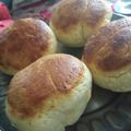 Swati Gupta का कुकस्नैप जब उन्होंने होम मेड पाव (Homemade pav recipe in hindi) बनाया था।