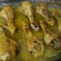 El cooksnap de Number One cuando hizo Muslos de pollo al horno con una cama de papas y cebolla.