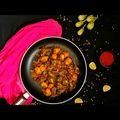 Kajal Mankad Gandhi's cooksnap of when they made રીંગણાં બટાકા નું ભરેલુ શાક (Ringan Bataka Bharelu Shak Recipe In Gujarati).