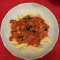 Cooksnap από Eirinaki στη συνταγή Πένες με τόνο και ντομάτα