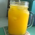 Cooksnap Audrey J semasa beliau membuat Orange McFizzy Slushy.