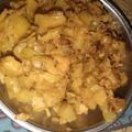 Monika Jain का कुकस्नैप जब उन्होंने आलू पत्ता गोभी की सब्जी (Aloo patta gobhi ki sabzi recipe in hindi) बनाया था।