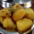 Rumpa Mandal's cooksnap of when they made রোডসাইড ঝাল আলুরদম(road side jhal aloor dum recipe in Bengali).