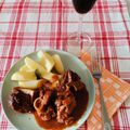 Szabolcs Bácsmegi Cooksnap-ja, amikor elkészítette a(z) Kecskepörkölt receptet.