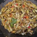 Cooksnap dari Ramalia Luiza untuk resep Balado Ikan Bilih/Ikan Bilis Cabe Hijau - Rasanya mirip sama yg dijual di RM padang 🤪