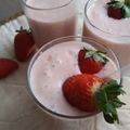 Shannon 's cooksnap of when they made Strawberry Yogurt Smoothie.