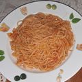 Cooksnap από deppie evans στη συνταγή Σάλτσα ντομάτας για τα μακαρόνια 🍝