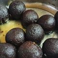 Nisha Namdeo का कुकस्नैप जब उन्होंने गुलाब जामुन (Gulab jamun recipe in Hindi) बनाया था।