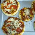 Cooksnap dari netty sidabutar untuk resep Pizza Mini Simple dan Empuk ala Sukma