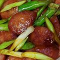 啤酒肚 的 蒜苗炒香腸 cooksnap
