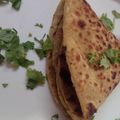 Riddhi singh का कुकस्नैप जब उन्होंने आलू का पराठा (Aloo ka paratha recipe in hindi) बनाया था।