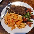 Cooksnap của SUMMER Ngo khi họ làm theo món Beefsteak (Bò bít tết)