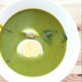 Cooksnap de Bertilia Pinheiro quando cozinhou Creme de Ervilhas e Espargos.