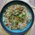 Cooksnap Mizzanem semasa beliau membuat Bihun Goreng Putih Simple.