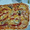 El cooksnap de Carmencita Cjm0414 cuando hizo Pizza (masa e ingredientes caseros).