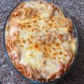 صورة من أم فرح، شاركها بعد تجربة وصفة معكرونه بالجبنة الموزاريلا واللحمه المفرومه او نقانق