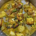 ÝTumpa Bose's cooksnap of when they made মটর পনির (matar paneer recipe in Bengali).