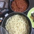 รูป Cooksnap ของ Sudarat Kurana เมื่อเขาทำ สปาเกตตี้หมูสับซอสมะเขือเทศง่ายๆ🐷🍅