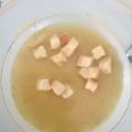 bellu Cooksnap-ja, amikor elkészítette a(z) Egyszerű hagymaleves receptet.