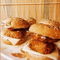 Sonal Sardesai Gautam का कुकस्नैप जब उन्होंने टेस्टी चिकेन बर्गर (tasty chicken burger recipe in Hindi) बनाया था।