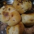 El cooksnap de Micaela Sandoval cuando hizo Panes saborizados de cebolla con masa de pizza.