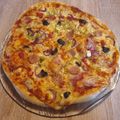 Cooksnap από Georgia Nikolaidou στη συνταγή Πίτσα σαν σε ξυλόφουρνο